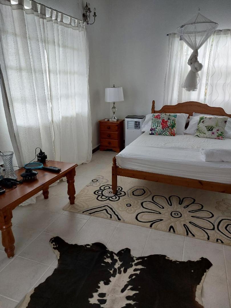 Selen'S Apartment In Ti Rocher Micoud Saint Lucia Exterior foto